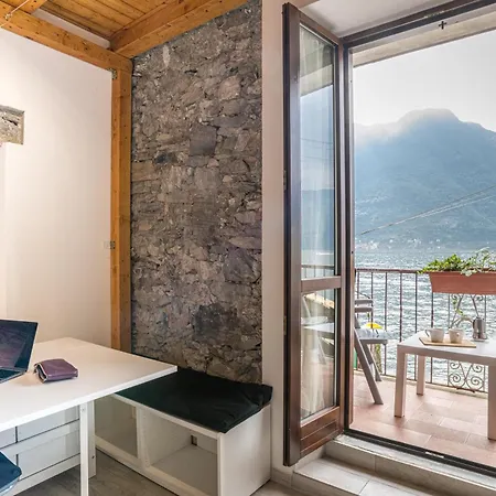 Guesthost - Lovely With Balcony A Few Mt From The * Нессо